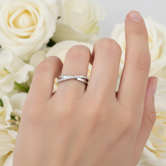 Crisscross Moissanite Diamond Ring