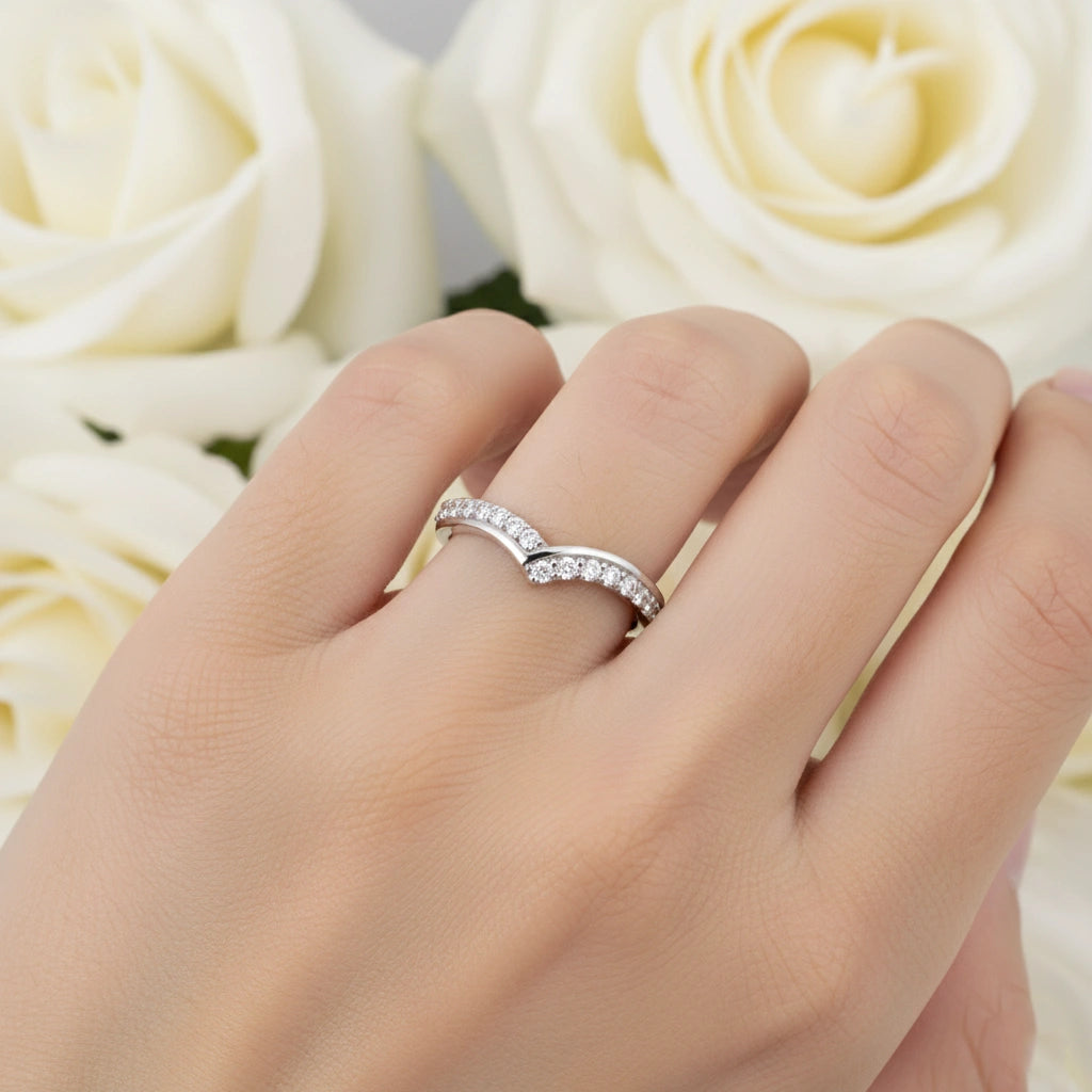 V-Shape Moissanite Diamond Ring